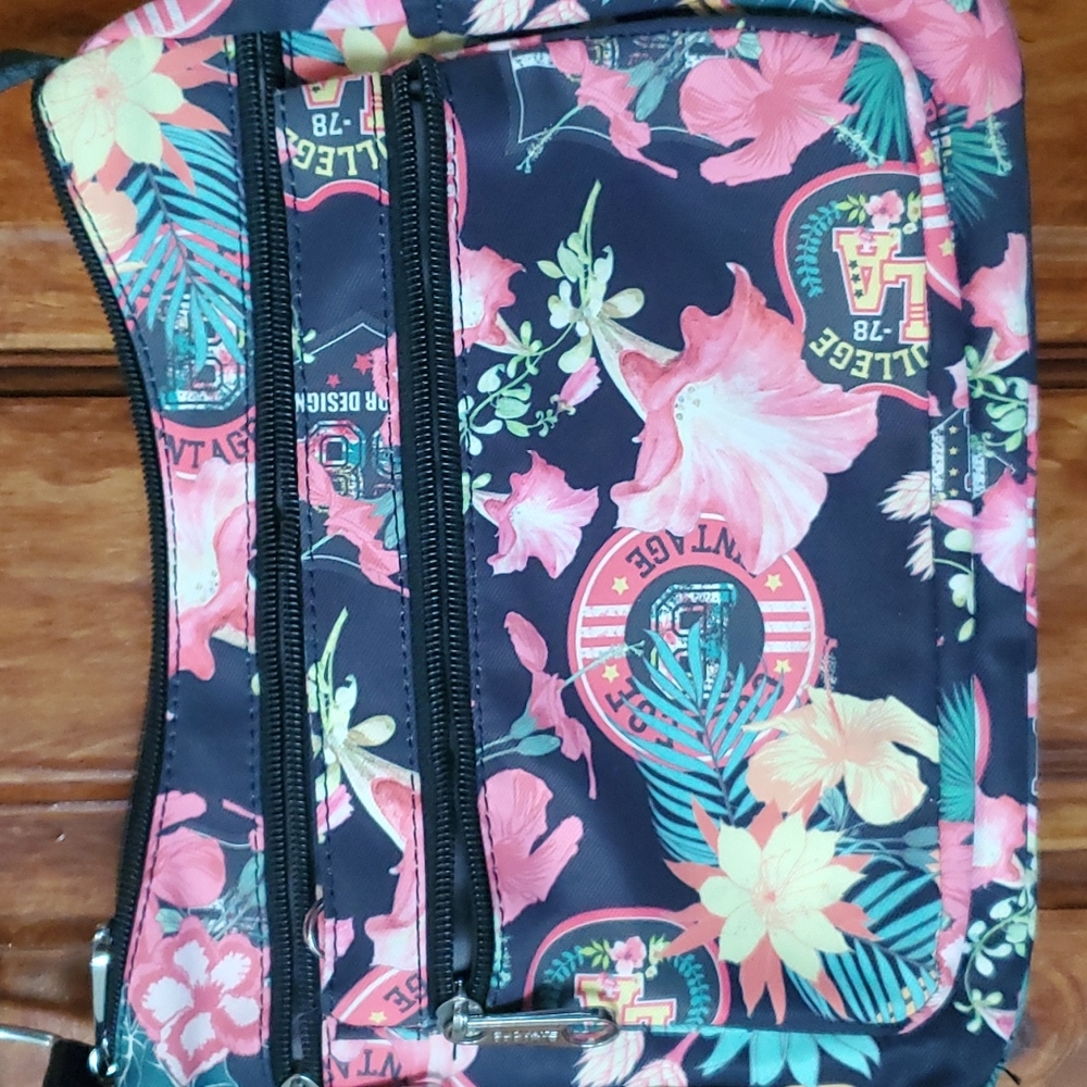 Purse - Picture 2 of 6